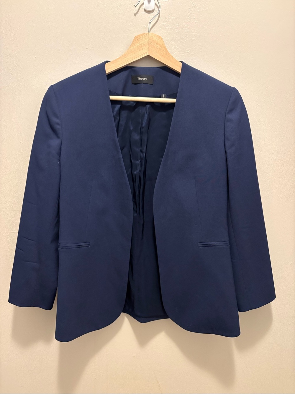 Theory Navy Open-Front Collarless Blazer Lindrayia Size 6